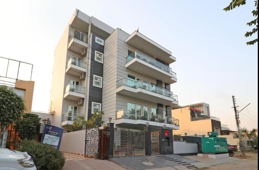 Hotel O V R Residency Near Sri Amruth Chithra Mandira Bangalore Luaran gambar