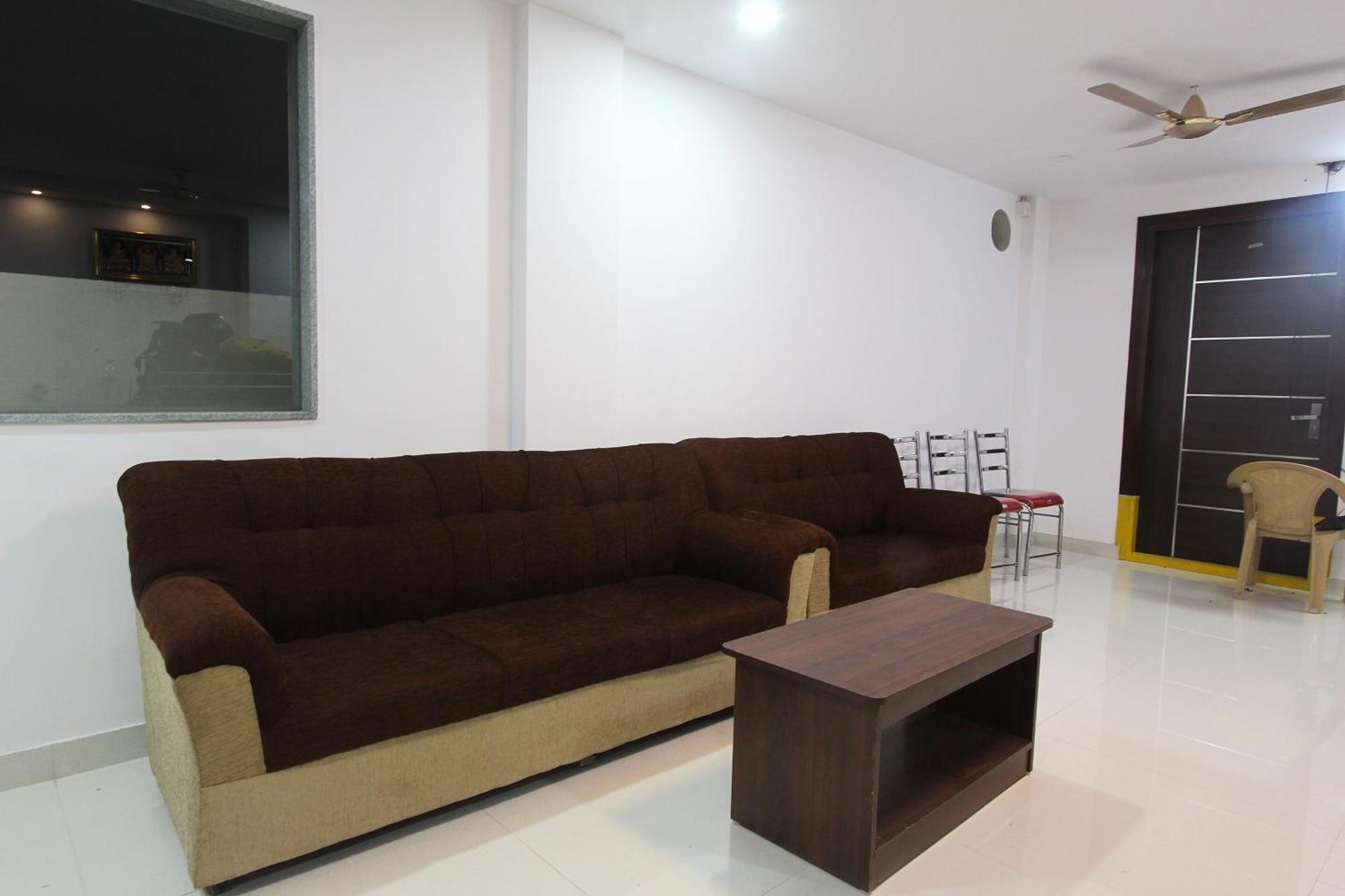 Hotel O V R Residency Near Sri Amruth Chithra Mandira Bangalore Luaran gambar